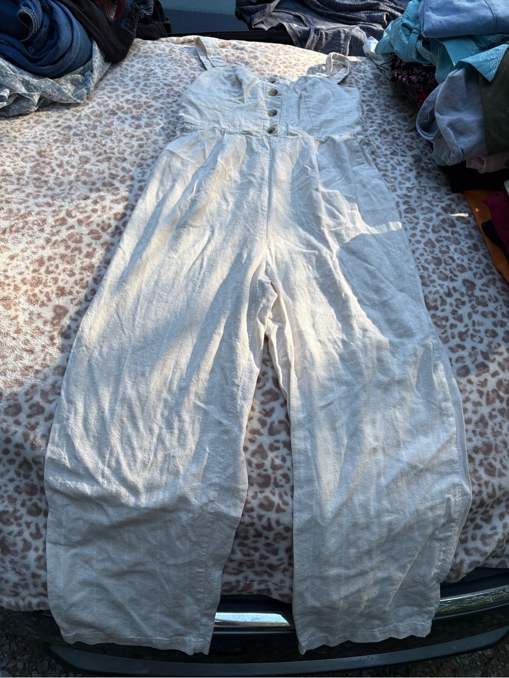 Old Navy Size Small Cream Striped Linen Blend Romper